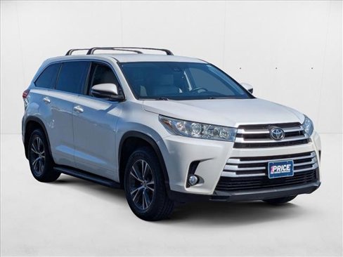 Used 2018 Toyota Highlander Plus image 3