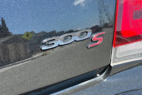 Used 2022 Chrysler 300 S image 27