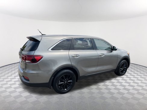 Used 2019 Kia Sorento L image 19