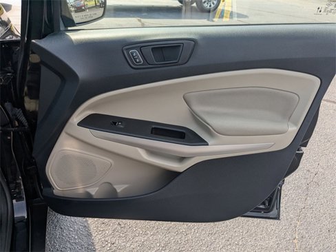 Used 2021 Ford EcoSport S image 32