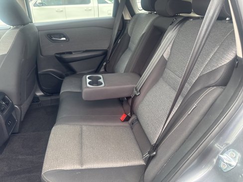 Used 2023 Nissan Rogue SV image 11