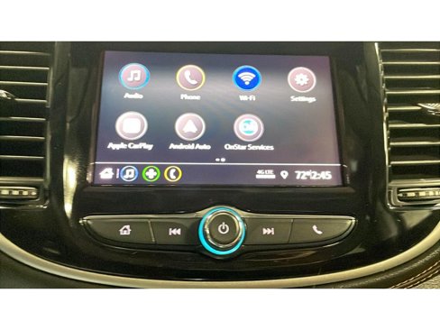 Used 2020 Chevrolet Trax LT w/ Sun & Sound Package image 12
