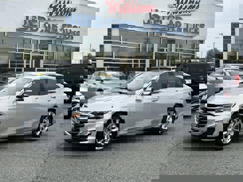 Used 2022 Chevrolet Malibu LT image 1