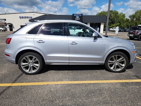 Used 2016 Audi Q3 2.0T Premium Plus w/ Technology Package image 4