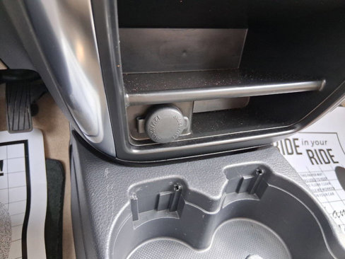 Used 2012 Suzuki SX4 LE image 28