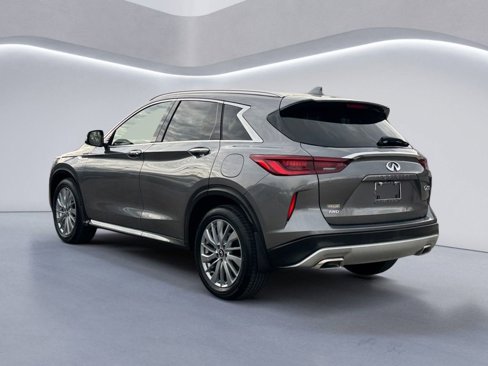 New 2025 INFINITI QX50 Luxe image 5