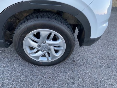 Used 2021 Hyundai Venue SE image 9