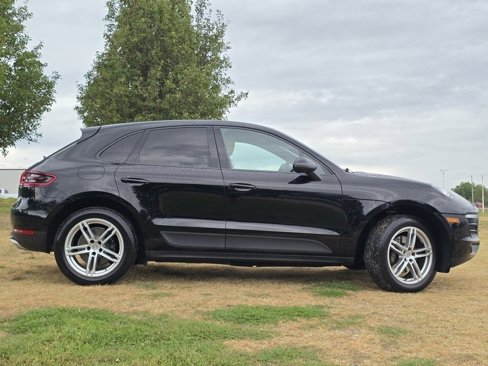 Used 2018 Porsche Macan image 28