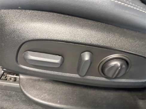 Used 2022 Buick Enclave Essence w/ Experience Buick Package image 23