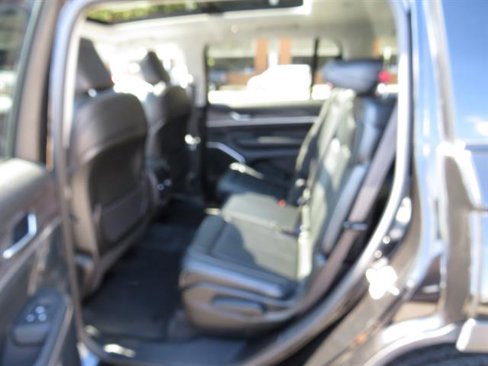 Used 2021 Jeep Grand Cherokee L Limited image 21