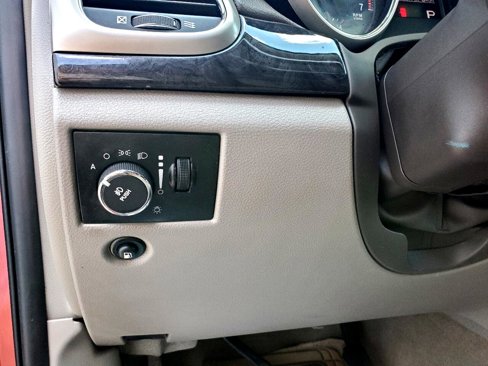Used 2011 Jeep Grand Cherokee Laredo image 24