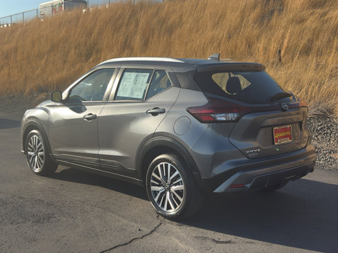 Used 2024 Nissan Kicks SV image 6