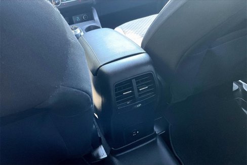 Used 2020 Ford Escape SE image 10