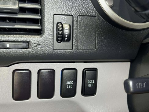 Used 2006 Toyota 4Runner SR5 image 9