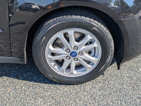 Certified 2023 Ford Transit Connect XLT image 9