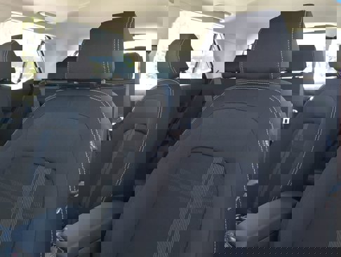 New 2025 Hyundai Venue SEL image 14