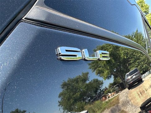 Used 2024 GMC Terrain SLE image 10