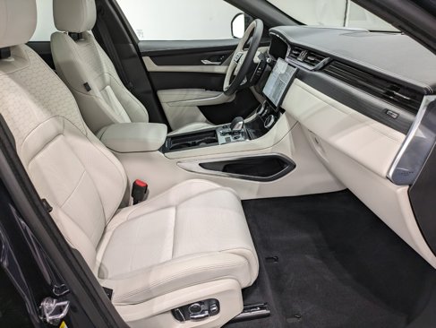 Used 2025 Jaguar F-PACE R-Dynamic S image 22