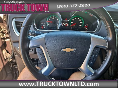 Used 2016 Chevrolet Traverse LT image 16