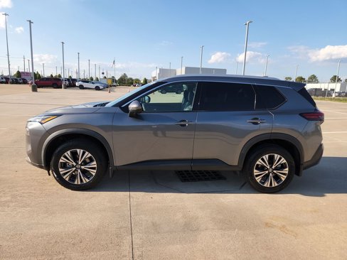 Certified 2021 Nissan Rogue SV w/ Premium Package image 8