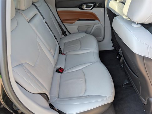 Used 2022 Jeep Compass Limited w/ Sun and Sound Group image 35