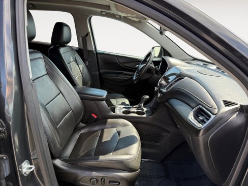 Used 2018 Chevrolet Equinox Premier image 19