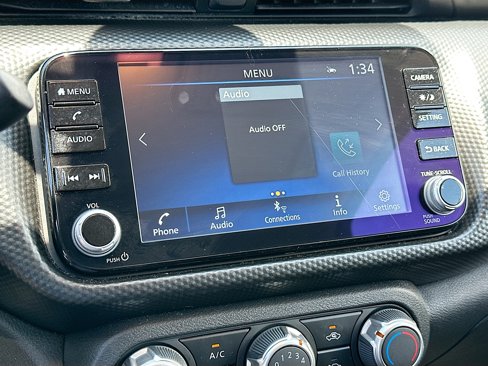 Certified 2024 Nissan Kicks SV image 13