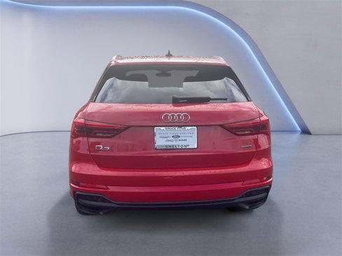 Used 2024 Audi Q3 2.0T Premium image 6
