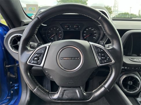 Used 2018 Chevrolet Camaro LT w/ Technology Package image 14