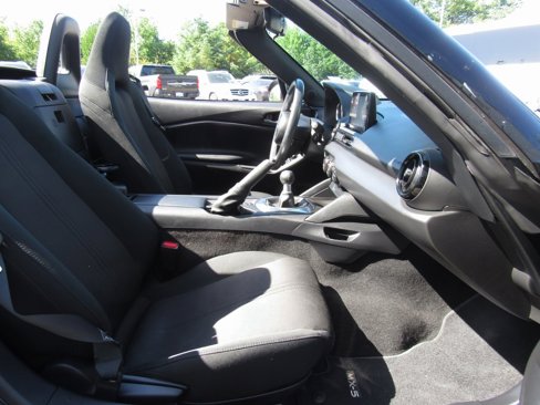 Used 2020 MAZDA MX-5 Miata Sport image 14
