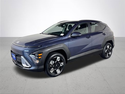 Used 2024 Hyundai Kona SEL image 2