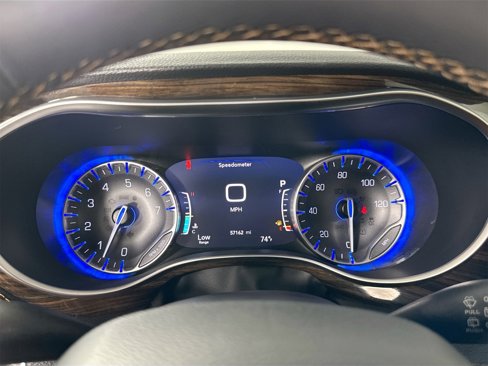 Used 2023 Chrysler Pacifica Pinnacle image 13