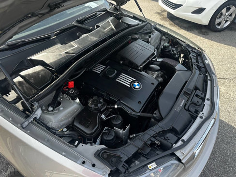 Used 2010 BMW 135i Convertible image 35