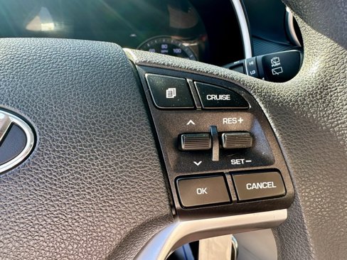 Used 2019 Hyundai Tucson SE image 18