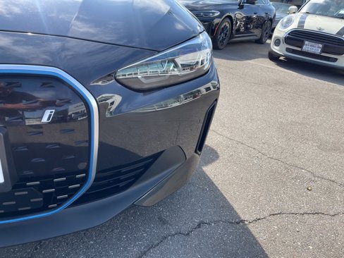 Used 2024 BMW i4 xDrive40i image 9