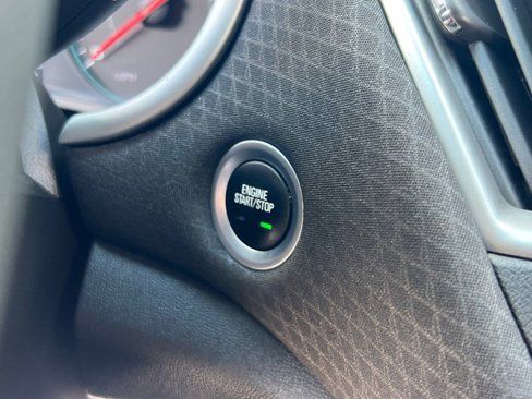 Used 2022 Chevrolet Malibu LS image 24