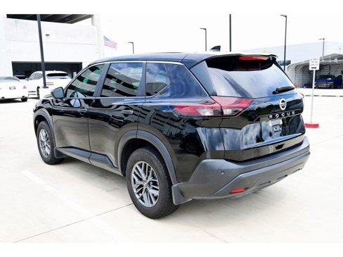 Used 2021 Nissan Rogue S image 6