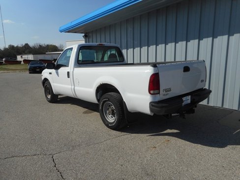 Used 2002 Ford F250 XL image 3