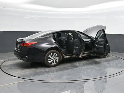 Used 2022 Nissan Altima 2.5 S image 42