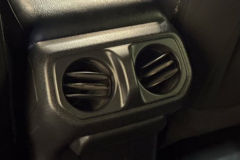 Used 2023 Jeep Gladiator Sport image 13