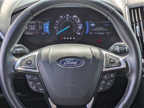 Used 2024 Ford Edge SEL image 17
