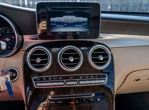 Used 2019 Mercedes-Benz GLC 300 image 20