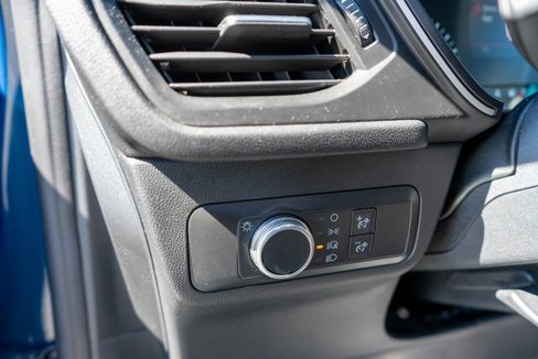 Used 2020 Ford Escape SE image 20