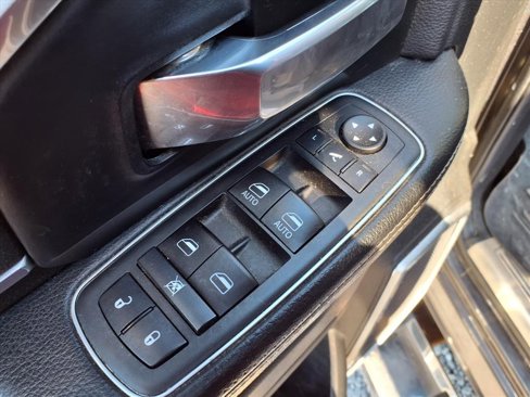 Used 2019 RAM 2500 Laramie image 24