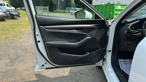 Used 2019 MAZDA MAZDA3 AWD Sedan w/ Select Package image 11
