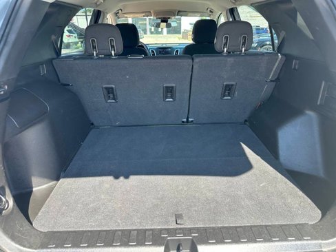 Used 2023 Chevrolet Equinox LT image 28