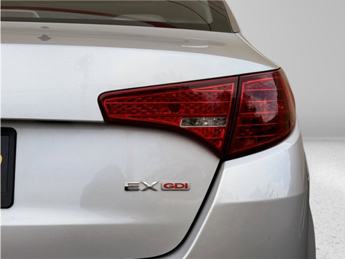 Used 2011 Kia Optima EX w/ Premium Pkg image 18