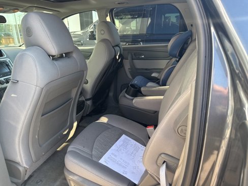 Used 2013 GMC Acadia SLE image 7