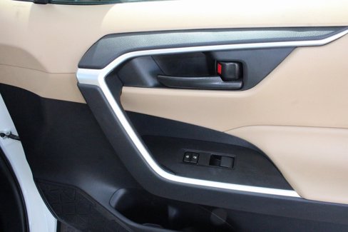 Certified 2021 Toyota RAV4 LE image 42