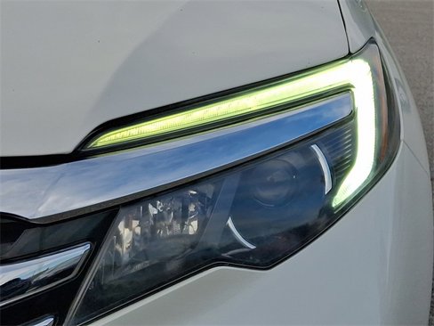 Used 2016 Honda Pilot Touring image 9
